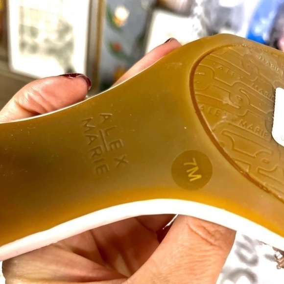 𝅺ALEX MARIE BEADED KITTEN HEELS WITH IRIDESCENT OUTER - Picture 7 of 9